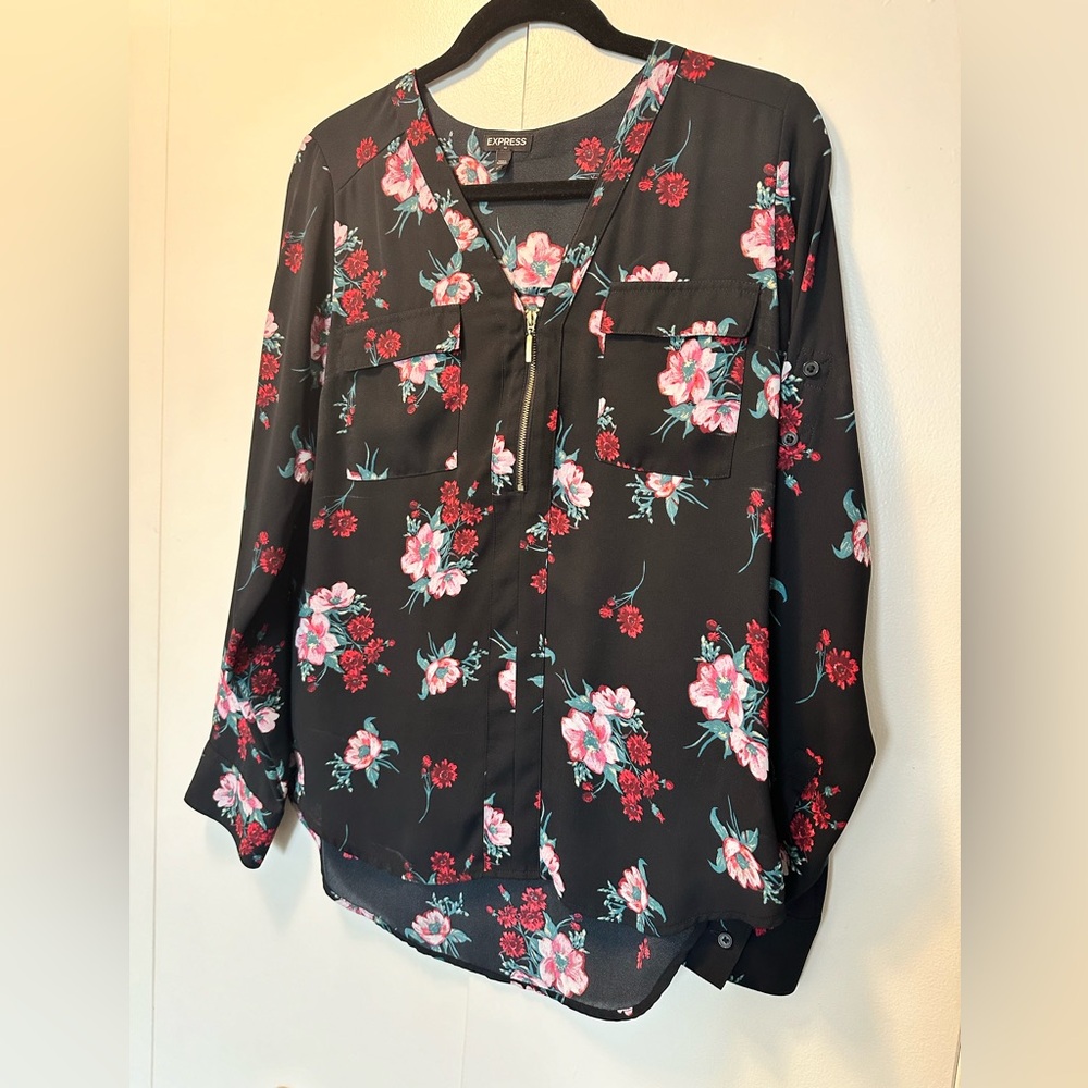 Black flowered express Chelsea shirt